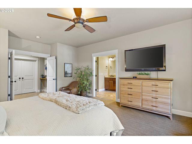 13553 Se 180TH Ave, Happy Valley, OR 97086