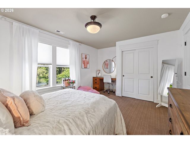 13553 Se 180TH Ave, Happy Valley, OR 97086