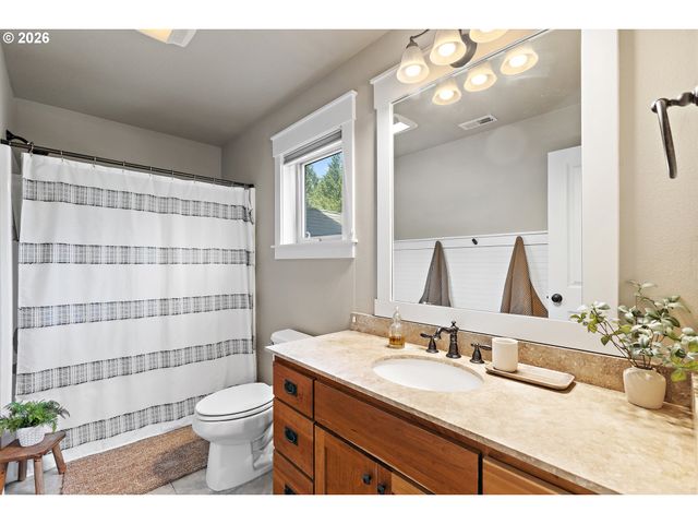 13553 Se 180TH Ave, Happy Valley, OR 97086