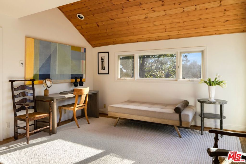 Image 12 of property listing at 1030 N Kenter Avenue, Los Angeles, CA 90049