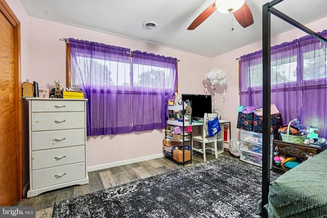 1029 LAUREL DR, Middletown, PA 17057