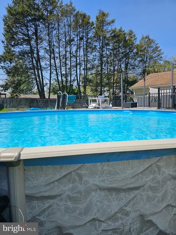 1029 LAUREL DR, Middletown, PA 17057