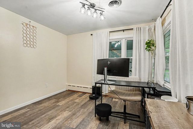 1029 LAUREL DR, Middletown, PA 17057