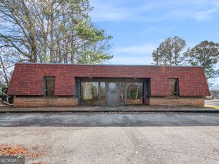 1306 W Solomon Street, Griffin, GA 30223