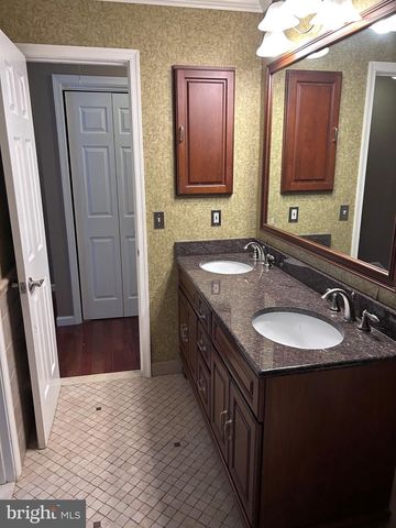 1366 HAZEL NUT CT, Annapolis, MD 21409