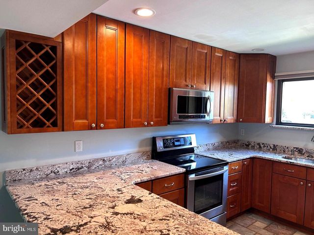 1366 HAZEL NUT CT, Annapolis, MD 21409