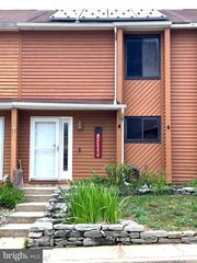 1366 HAZEL NUT CT, Annapolis, MD 21409