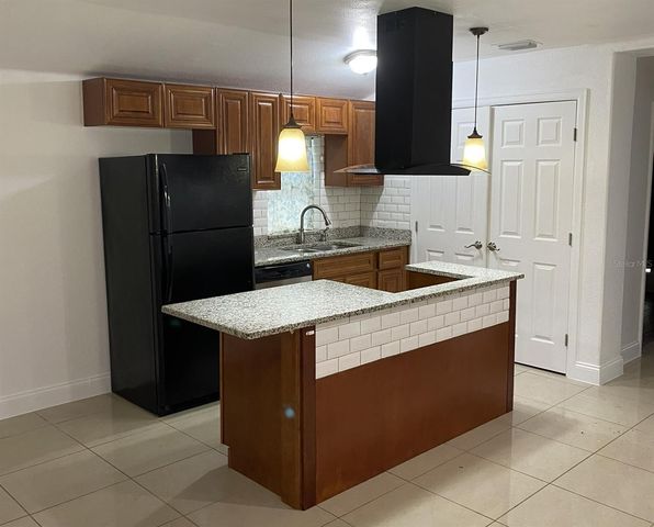 2415 MAYER STREET, Orlando, FL 32806