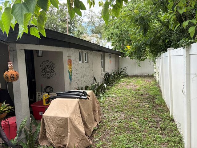 2415 MAYER STREET, Orlando, FL 32806