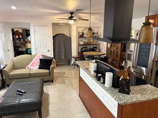 2415 MAYER STREET, Orlando, FL 32806