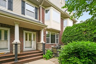 1550 Zarthan Avenue S 506, Saint Louis Park, MN 55416