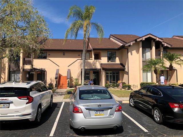 6211 TIMBER LAKE DRIVE B4, Sarasota, FL 34243