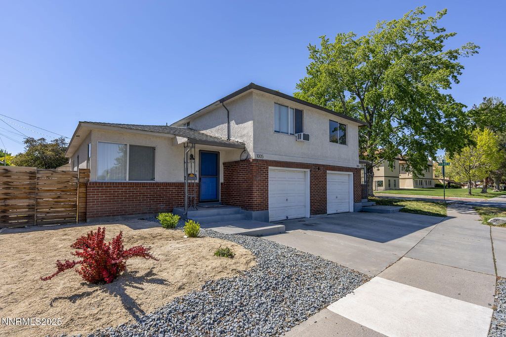 1001 Lander Street, Reno, NV 89509