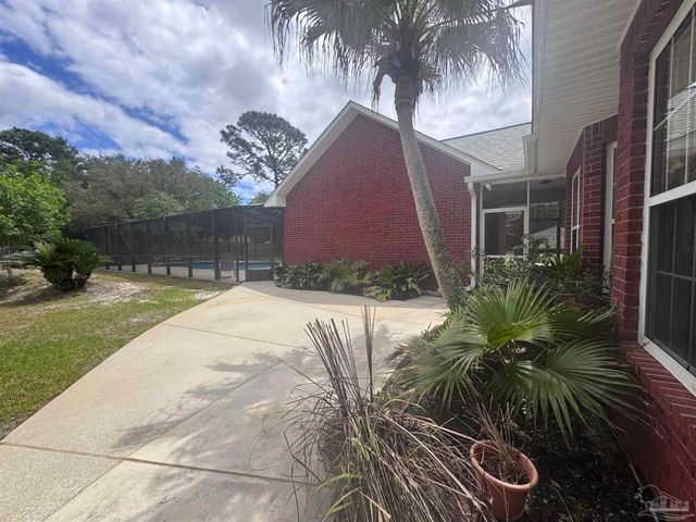 6838 Marlin St, Navarre, FL 32566