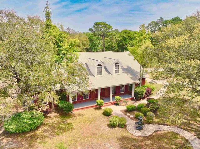 6838 Marlin St, Navarre, FL 32566