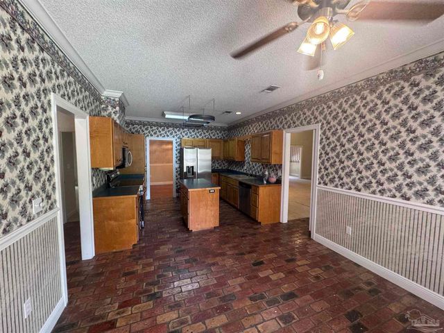 6838 Marlin St, Navarre, FL 32566