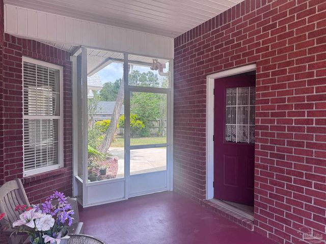 6838 Marlin St, Navarre, FL 32566