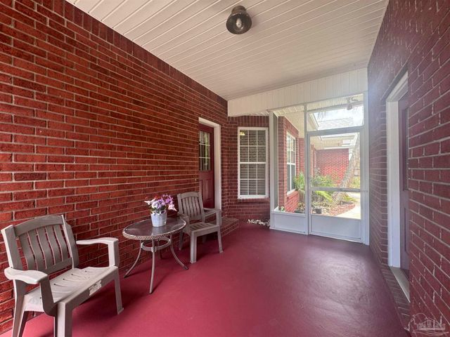 6838 Marlin St, Navarre, FL 32566