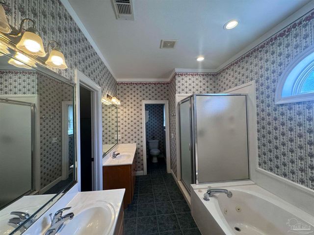 6838 Marlin St, Navarre, FL 32566