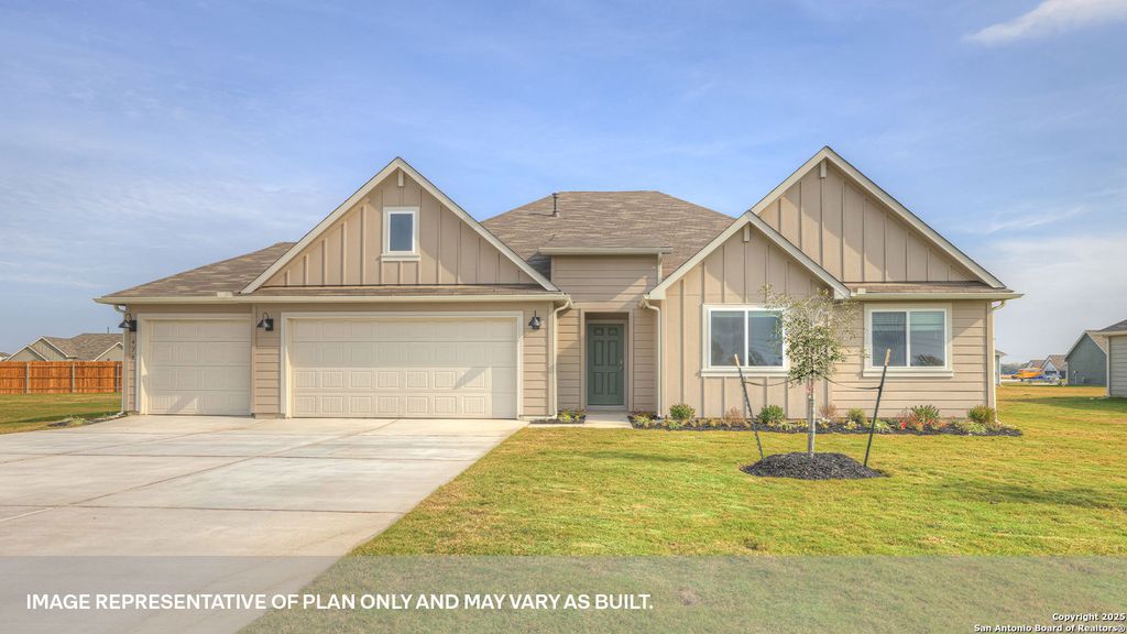 450 MCGINTY MEADOW DRIVE, Lockhart, TX 78644