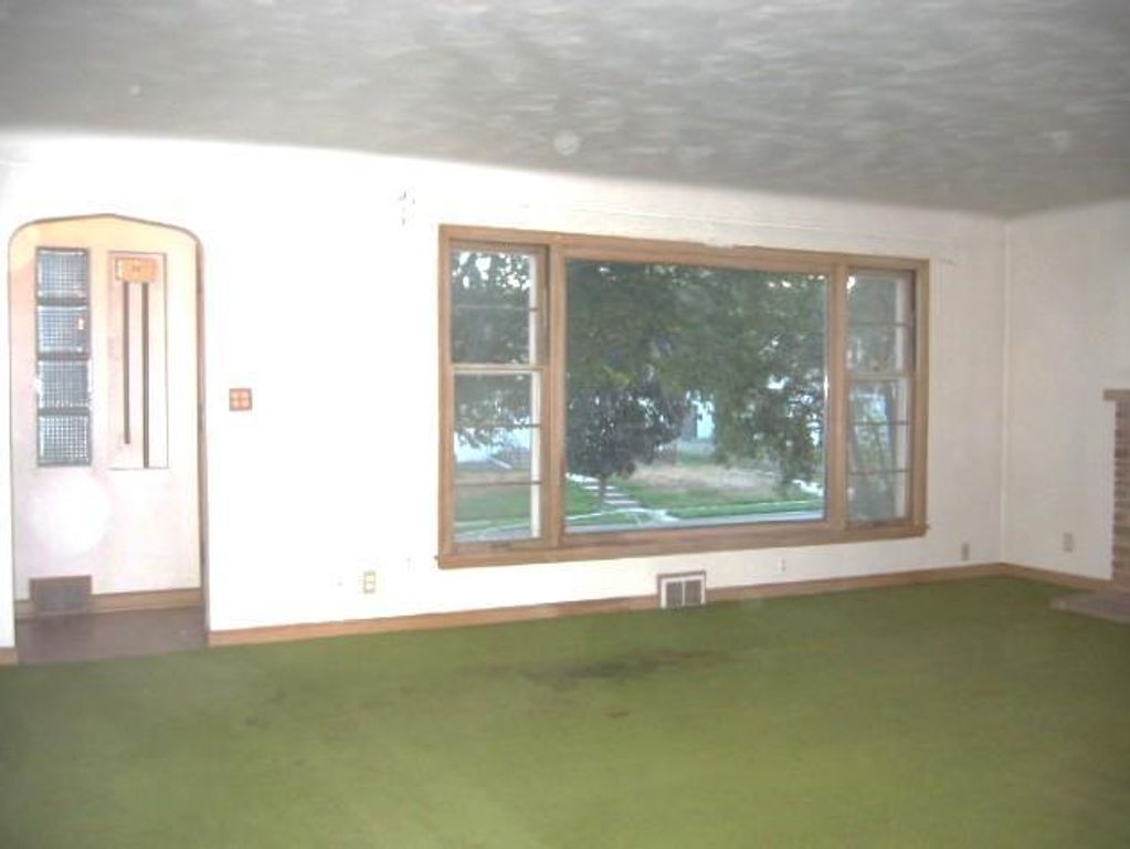 834 Hoyt Avenue W, Saint Paul, MN 55117 — photo 3