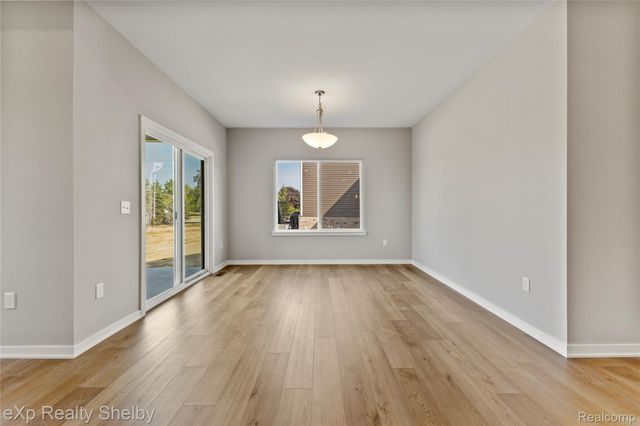 52169 Wellington Valley Drive, Macomb Township, MI 48042