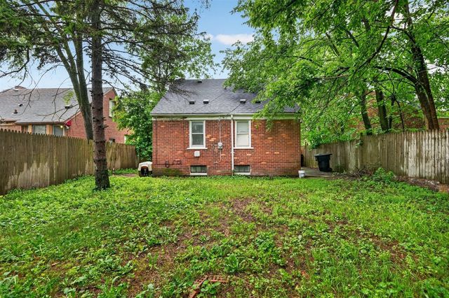 20112 Manor, Detroit, MI 48221