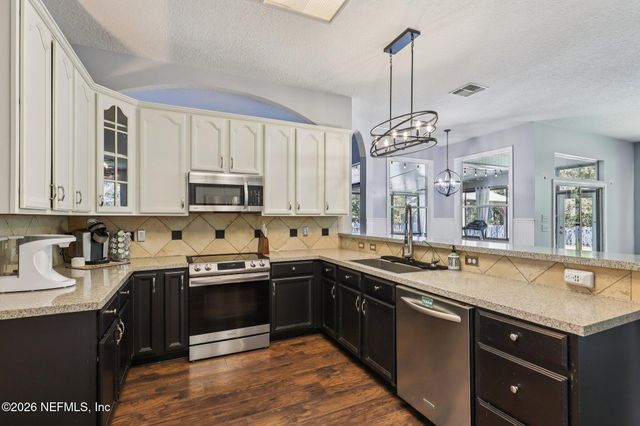 1798 COVINGTON Lane, Fleming Island, FL 32003