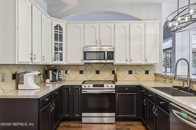 1798 COVINGTON Lane, Fleming Island, FL 32003