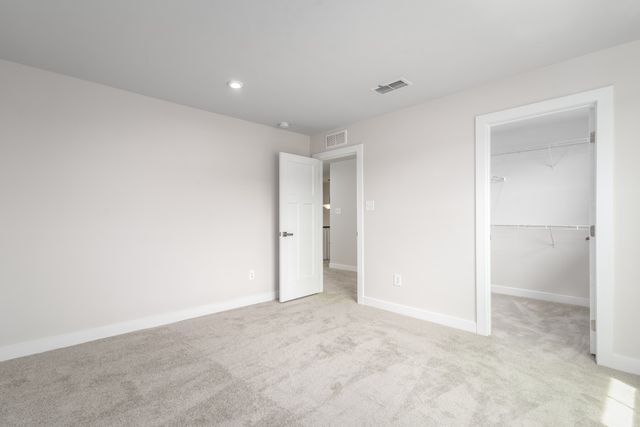 2429 Radcliffe Dr, Murfreesboro, TN 37128