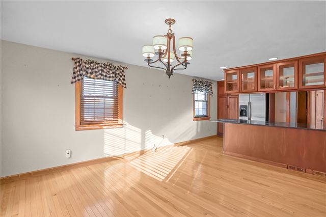 9 Holmes Road, Coventry, RI 02816