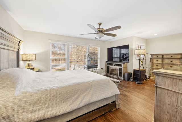 462 Castle Glenn, Cheshire, CT 06410