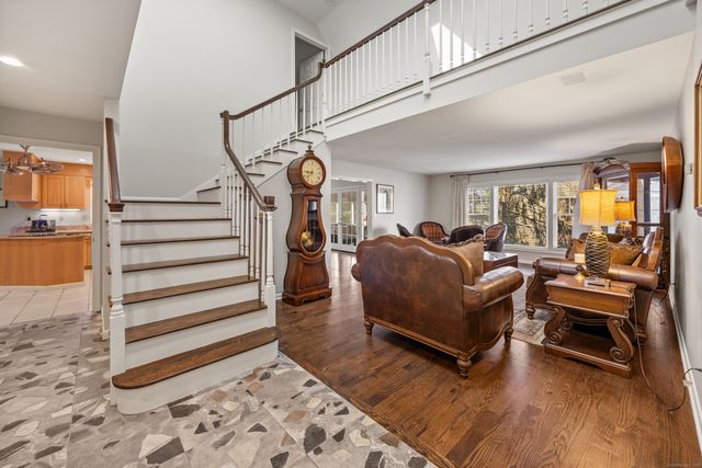 462 Castle Glenn, Cheshire, CT 06410