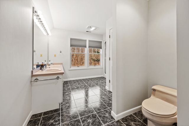 462 Castle Glenn, Cheshire, CT 06410