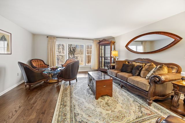 462 Castle Glenn, Cheshire, CT 06410