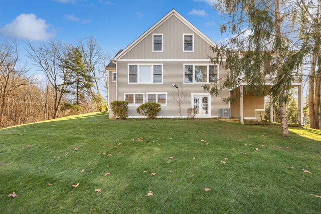 462 Castle Glenn, Cheshire, CT 06410