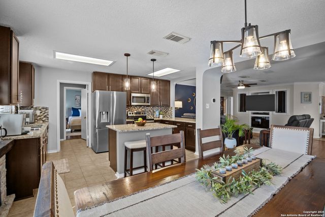 3205 Rosewell, Schertz, TX 78154