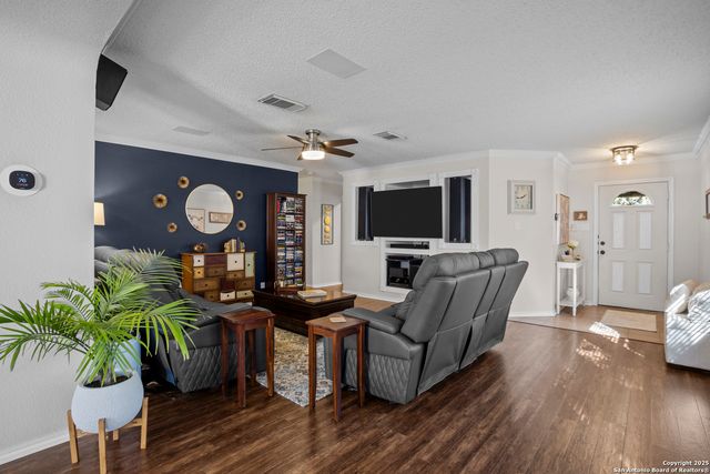 3205 Rosewell, Schertz, TX 78154