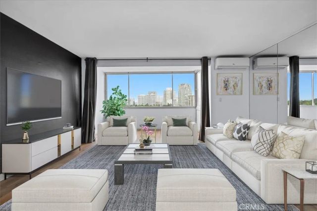 969 Hilgard Avenue 1006, Los Angeles, CA 90024