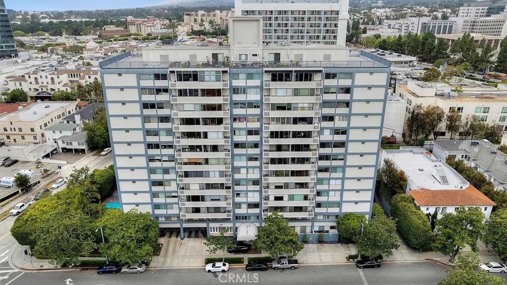969 Hilgard Avenue 1006, Los Angeles, CA 90024