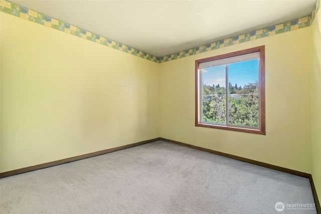 1918 8th Street Ct SW, Puyallup, WA 98371