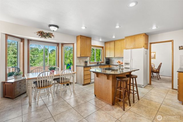1918 8th Street Ct SW, Puyallup, WA 98371