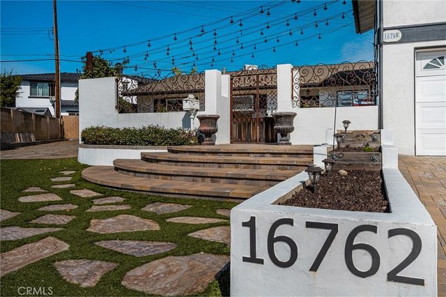 16762 Mulberry Circle, Fountain Valley, CA 92708