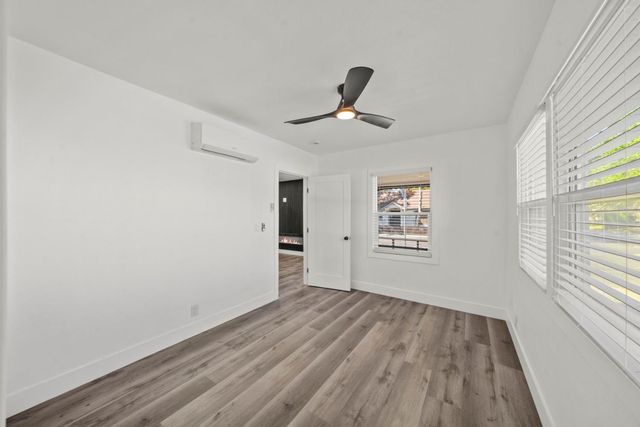 2000 36th St, Sacramento, CA 95817