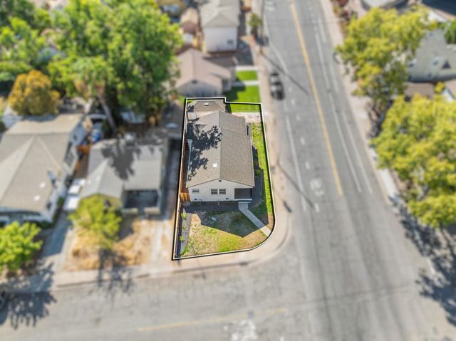 2000 36th St, Sacramento, CA 95817