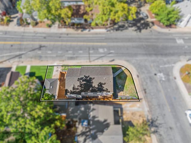 2000 36th St, Sacramento, CA 95817