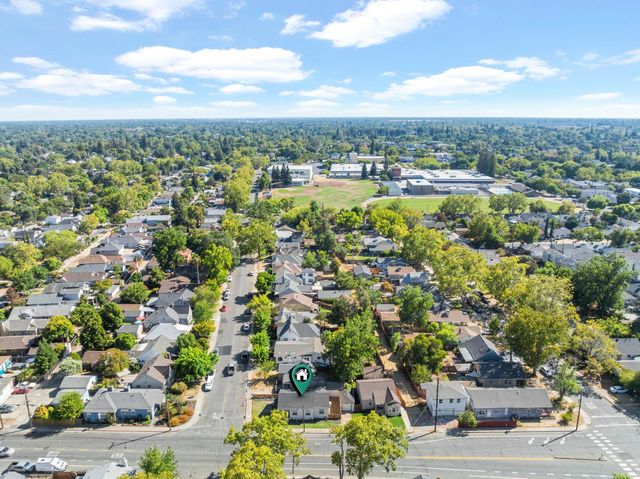 2000 36th St, Sacramento, CA 95817