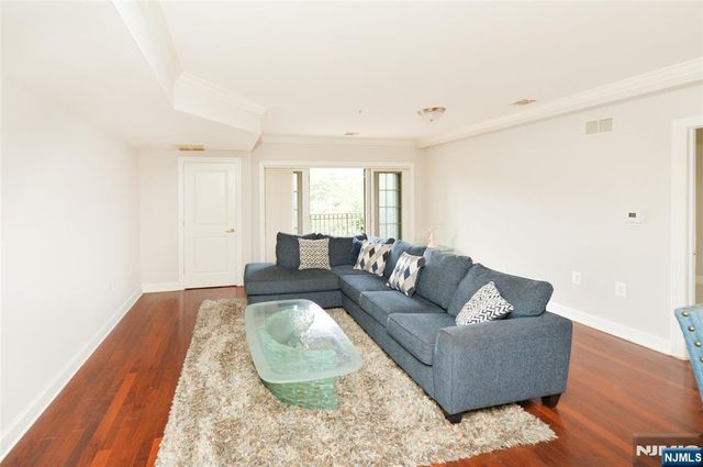 54 Polifly Road 409, Hackensack, NJ 07601
