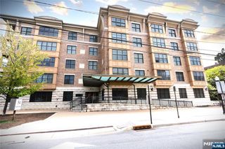 54 Polifly Road 409, Hackensack, NJ 07601