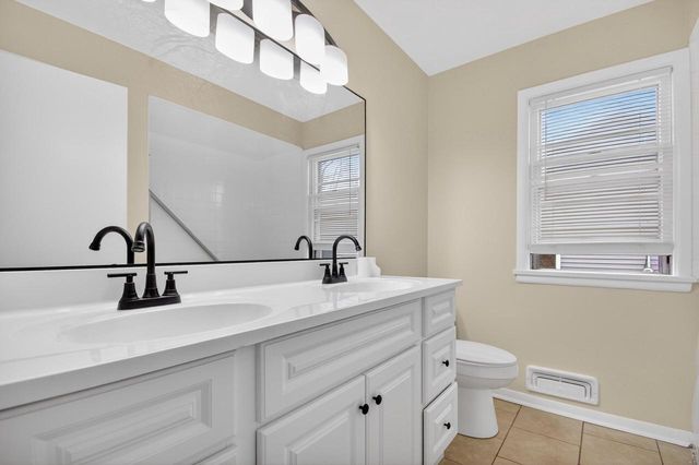 2303 Lawn STREET, Racine, WI 53404